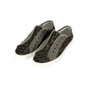 900-S002 Montana West Leopard Hair-On Canvas Shoes - By Case (12 Paris/Case)