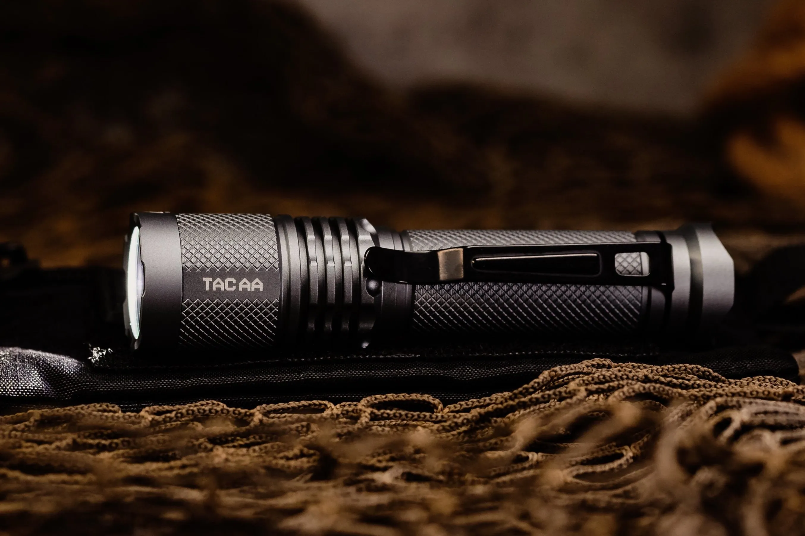 Exclusive Acebeam TAC Flashlight AA / 14500 ( Includes USB-C 14500 Rechargeable Battery )