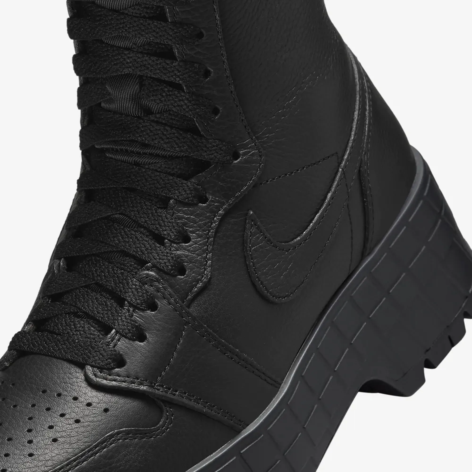 Jordan | WMN'S AIR JORDAN 1 BROOKLYN  { BLACK/FLAT PEWTER-BLACK