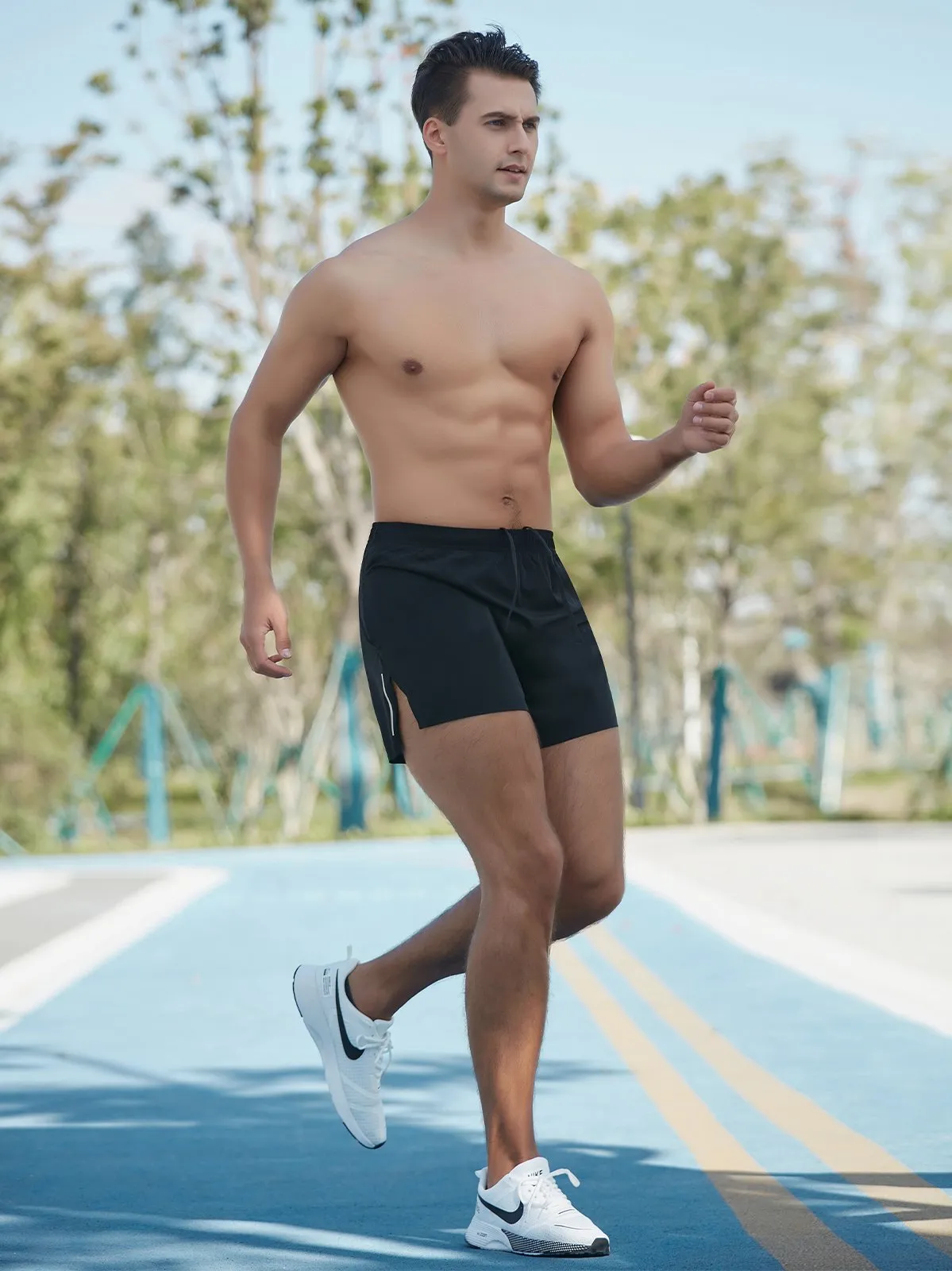 Lightweight Training Lined Short Running Pro