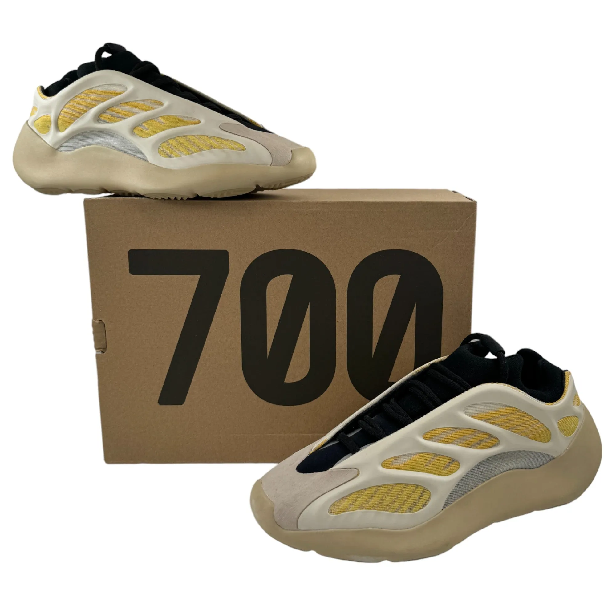 Men's 700 Safflower Low Trainers Cream Size EU 40 / UK 6