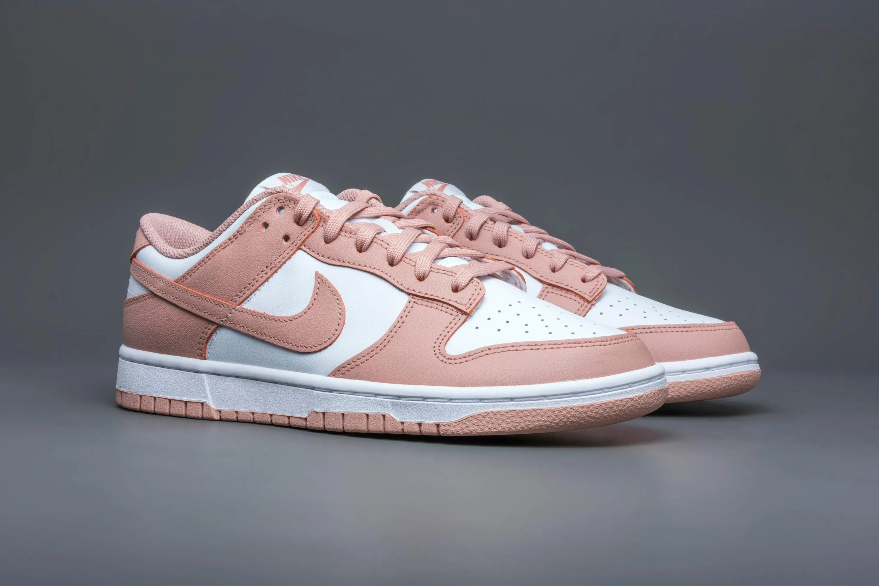 Nike Dunk Low Rose Whisper (W)