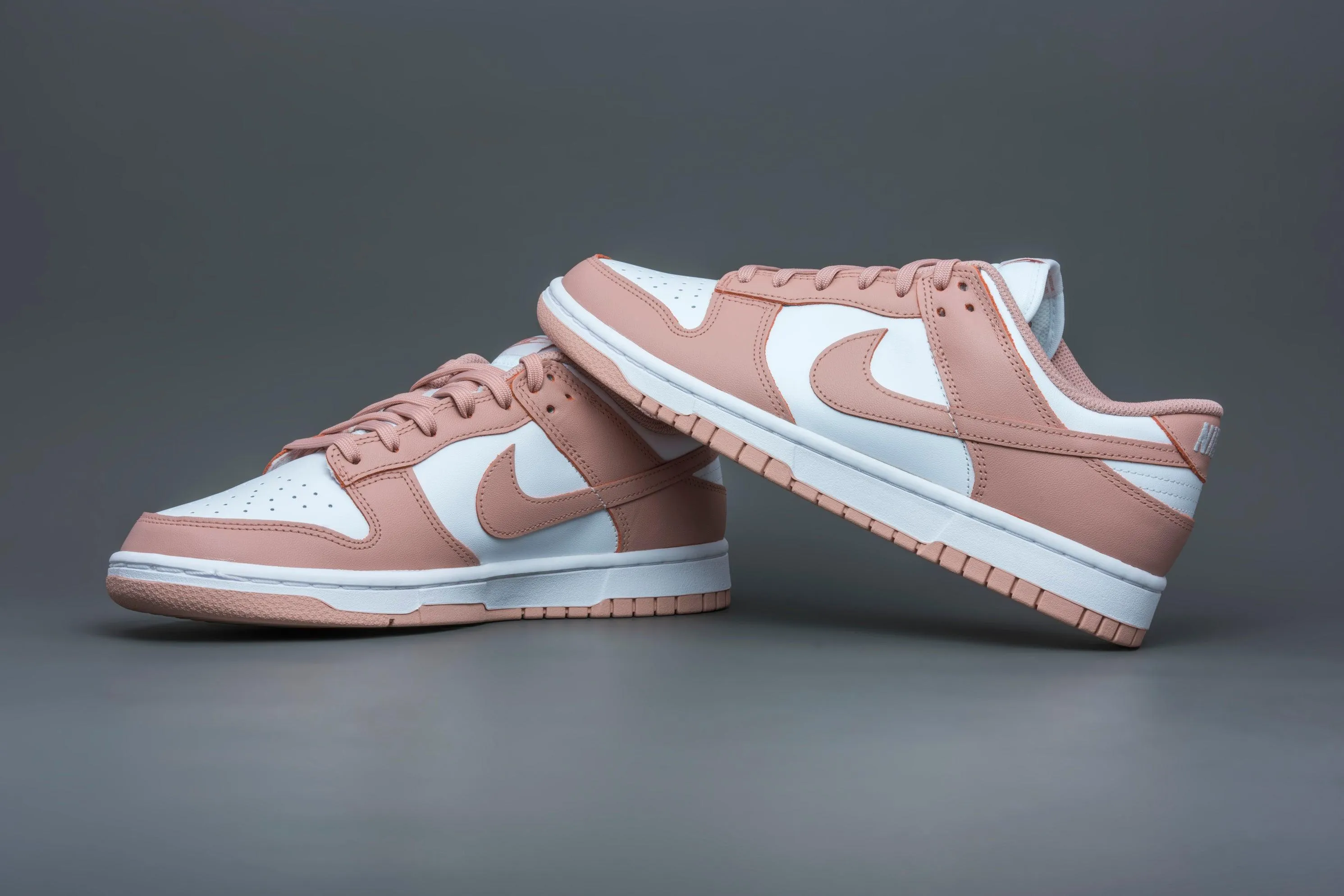 Nike Dunk Low Rose Whisper (W)