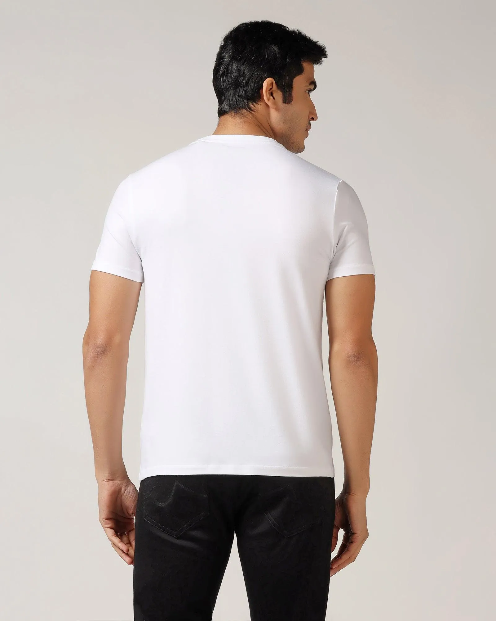 V-Neck White Solid T-Shirt - Koi