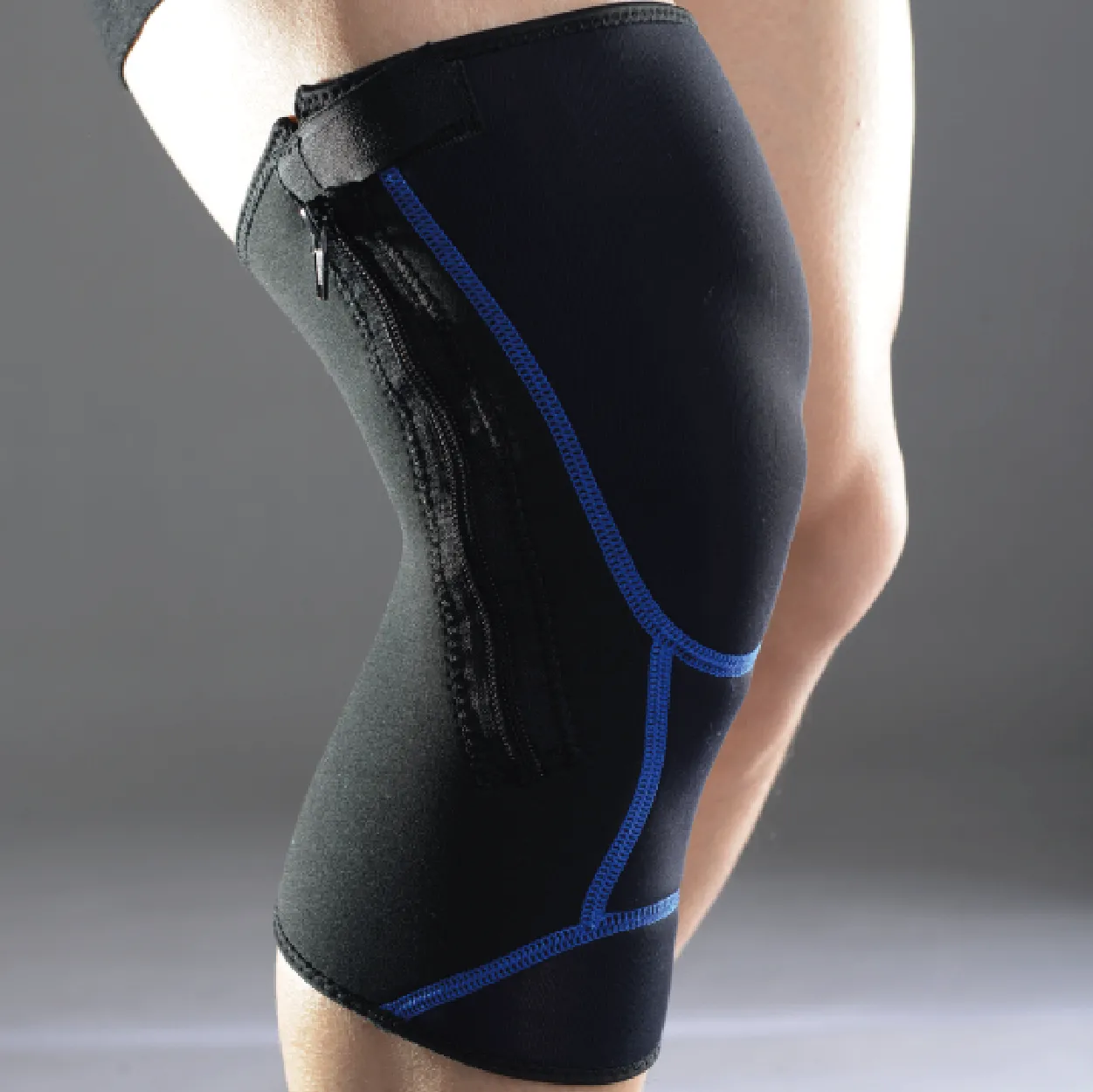 Zipped Compression Knee Support - L/XL